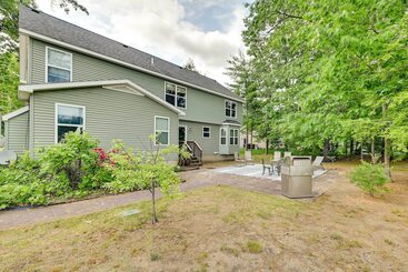 Quinta ou Casa Rural Woodsy Ballston Spa Home: 4 Mi To State Park!
