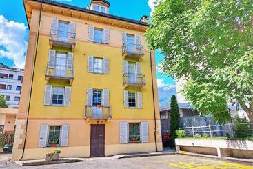 اقامتگاه Casa Alpina   Aosta