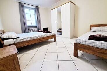 اقامتگاه Casa Alpina Aosta