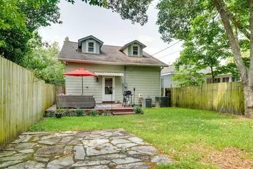 コテージ Wilmington Vacation Rental: Close To Riverwalk!