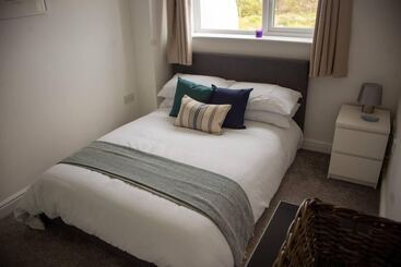 住所  Spacious 3 Bed House In Porth Beach, Newquay