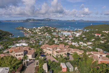 هتل آپارتمان The Hills, St John