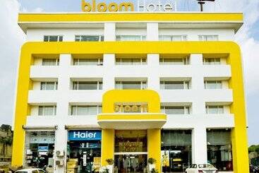 Bloom Hotel   Jammu