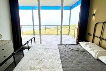 호텔 Aalayaha Stays