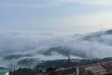 Hotel Clarence Cottage