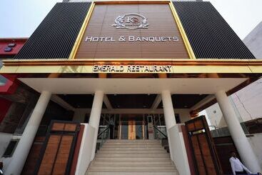 Ks Square Hotel And Banquets