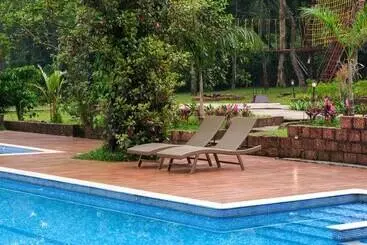 Resort Otel Trishvam Tapovana