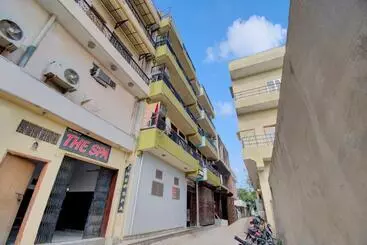 Hotel Guesthouser 1 Br Boutique Stay 7b11