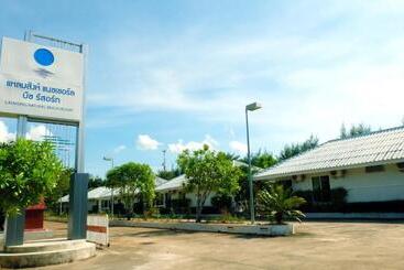 Szálloda Laemsing Natural Beach Resort