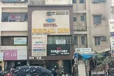 هتل Regal Inn