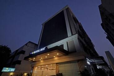 בית מלון כפרי Treebo Tryst Mg Iris