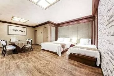 Hyatt Motel