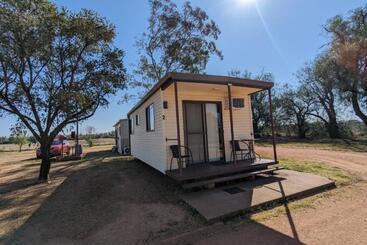 モーテル Narromine Rockwall Tourist Park