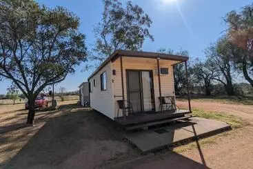 モーテル Narromine Rockwall Tourist Park