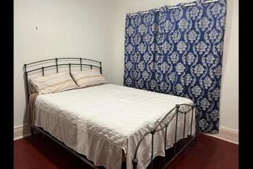 ペンション South Buffalo Guest House