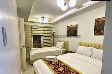 Hotel Free Sauna & Pool Access Plus 70 Percent Less Promo This Month Affordable And Cheapest Deluxe Unit I