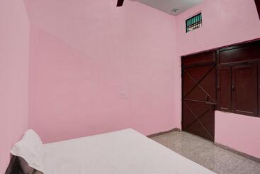 Oyo Hotel Star Palace