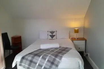 ペンション Budget Loft Room, Shared Guest House By University R10
