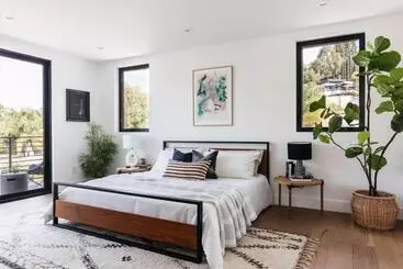 Pensão Chandra Grand Residency