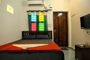 Pension Tree Shadow Homestay &room S Near By Beach