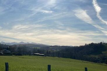 צימר Maison Goxoki