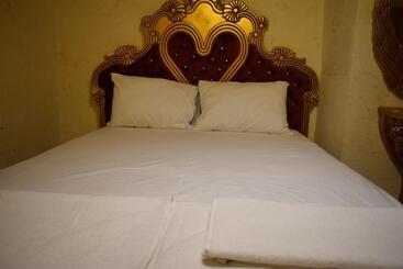 پانسیون Hasan Paşa Konuk Evi