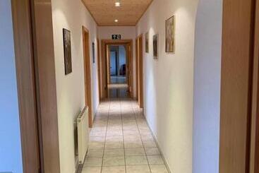 Пансион Landhaus Schneeberg