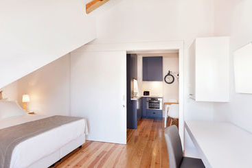 Hello Lisbon São Bento Valley Boutique Apartments