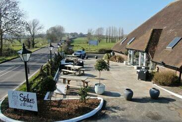 فندق فئة نجمة واحدة Winchelsea Lodge