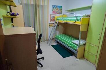 تختخواب و صبحانه Affitta Camere Da Marcello