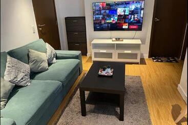 Modern And Comfortable Staycation   Unit 3718 Novotel Tower