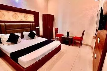 Wood Lark Zirakpur Chandigarh A Unit Of Sidham Group Of Hotels