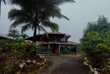 Bed and Breakfast The Roadhouse