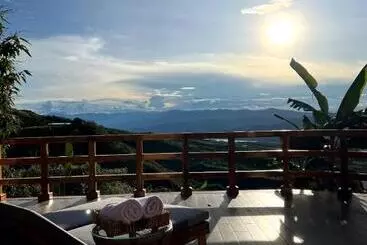 ホテル La Perla Finca