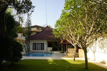 Пансион Timbe Bakong Villas