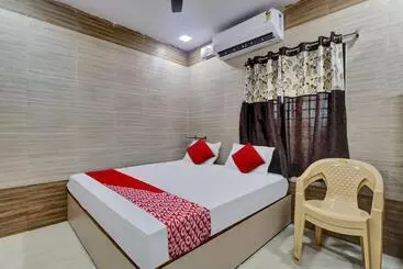 ホテル O Vallabha Residency