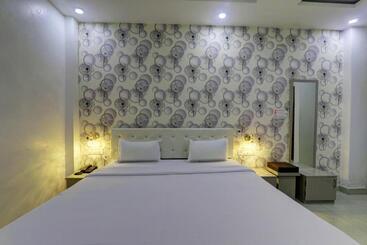 Oyo 81273 Hotel Krishna Inn