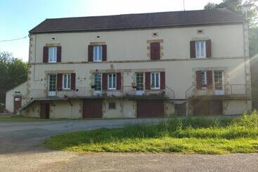 Pension (Hôtel basse catégorie) La Cigaliere