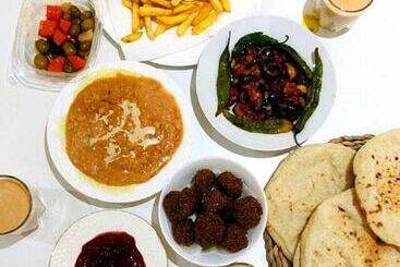 تختخواب و صبحانه Keka Nubian House