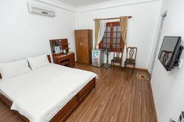 Отель Caroline Resort