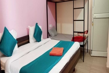 Triple One Hostels And Hotels