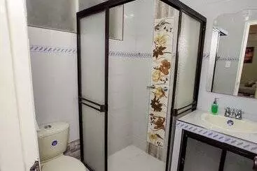 ホテル The Clover 20 28