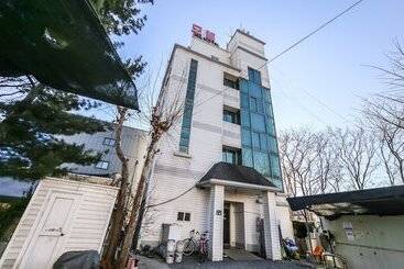 Motell Daegu Dongchon Hill