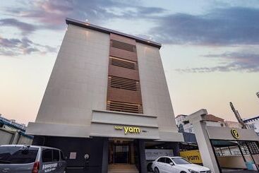 מוטל Yam Pohang Terminal