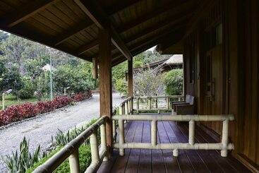 هتل One Myanmar Resort Putao