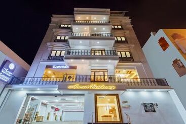 Hotel Treebo Aaravi Residency, 800 Mtrs From Promenade Beach