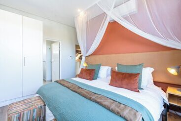 هتل آپارتمان Miombo Mews