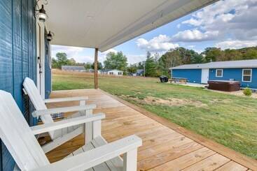 Gîte Rural Hillsboro Hideaway W/ Private Hot Tub & Bunkhouse!