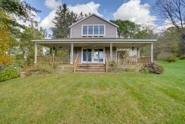 コテージ Historic New Lebanon Hideaway On 33 Private Acres!