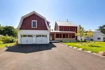 Mökkimajoitus Acadia Home W/ Rooftop Deck   Close To Trails!